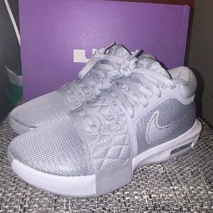 Nike Lebron Witness 8 TB Wolf Grey Sneakers